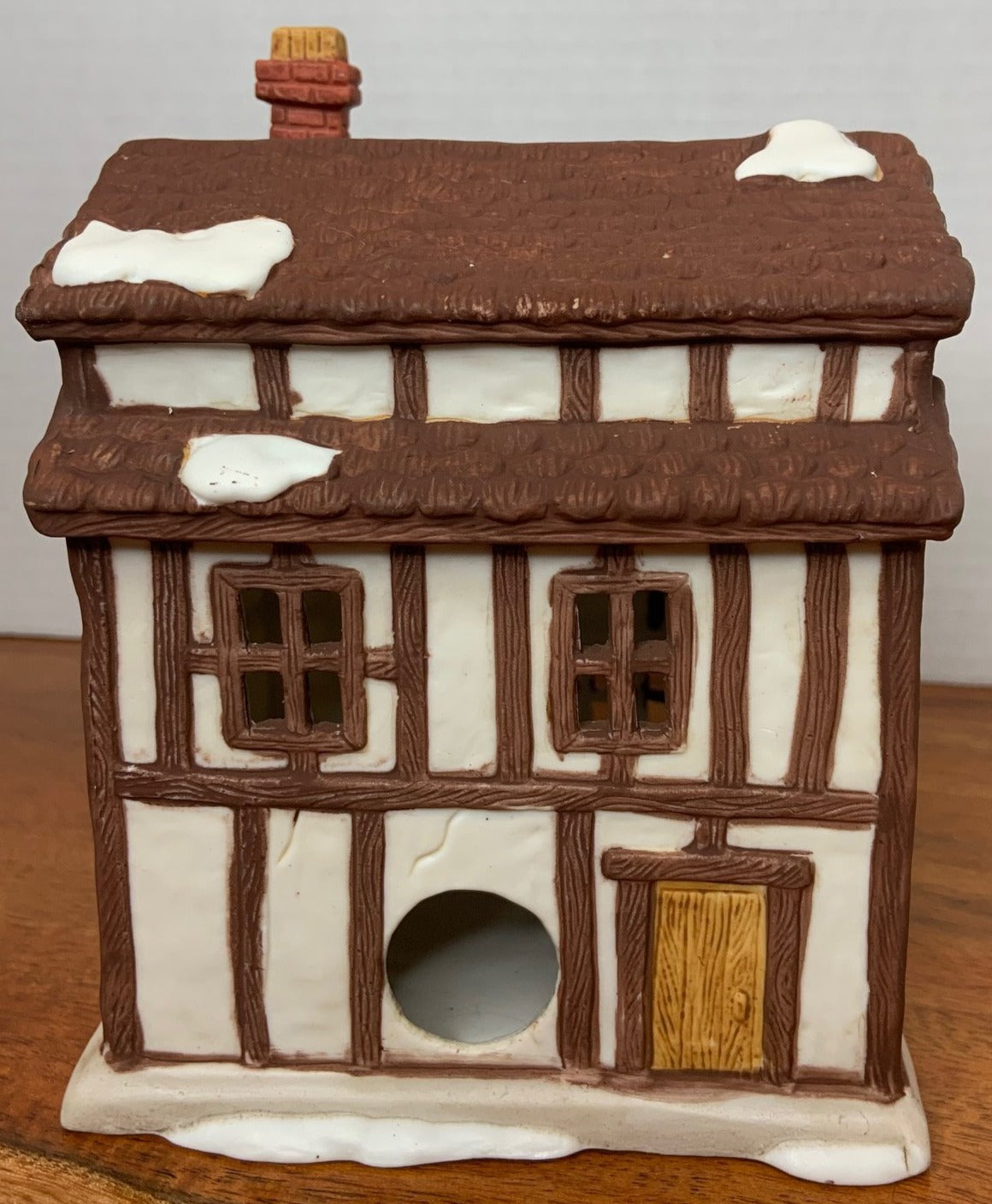 Dickens' Village Golden Swan Baker back