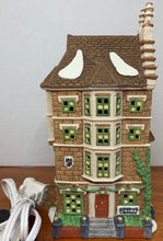 Load image into Gallery viewer, Department 56 Dickens&#39; Village Nephew Fred&#39;s flat
