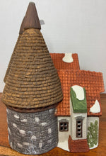 Load image into Gallery viewer, Department 56 Dickens&#39; Village
