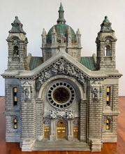 Load image into Gallery viewer, Department 56 Christmas in the City &quot;Cathedral of St. Paul&quot;
