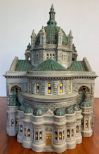 Load image into Gallery viewer, Dept 56 Christmas in the City &quot;Cathedral of St. Paul&quot;
