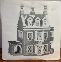Load image into Gallery viewer, Department 56- Dickens&#39; Village &quot;Dursley Manor&quot; box
