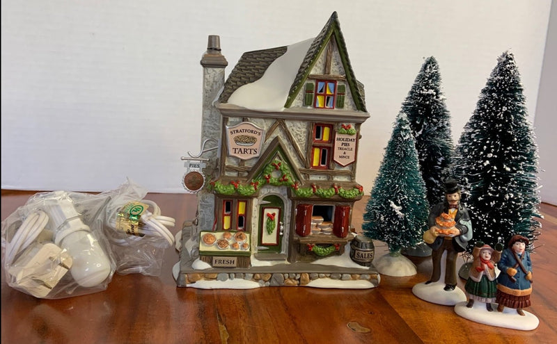 Department 56- Dickens' Village "Stratford Holiday Pies & Tarts" Holiday Gift Set