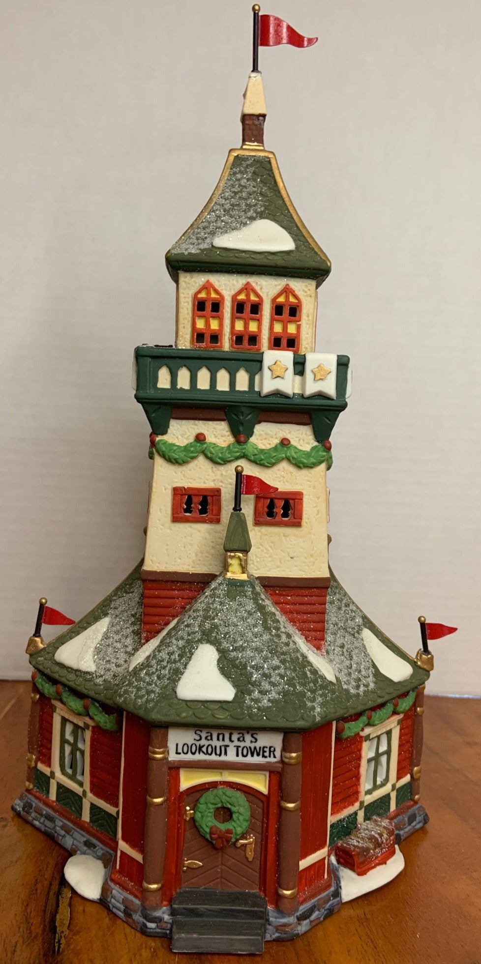 Dept 56- North Pole Village 