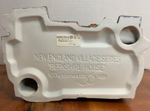 Load image into Gallery viewer, Department 56- New England Village &quot;Berkshire House&quot;
