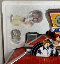 Load image into Gallery viewer, Department 56- Snow Village &quot;Gus&#39;s Drive In&quot; detail
