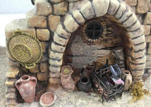 Load image into Gallery viewer, Department 56 Little Town of Bethlehem Innkeeper&#39;s Caravansary detail
