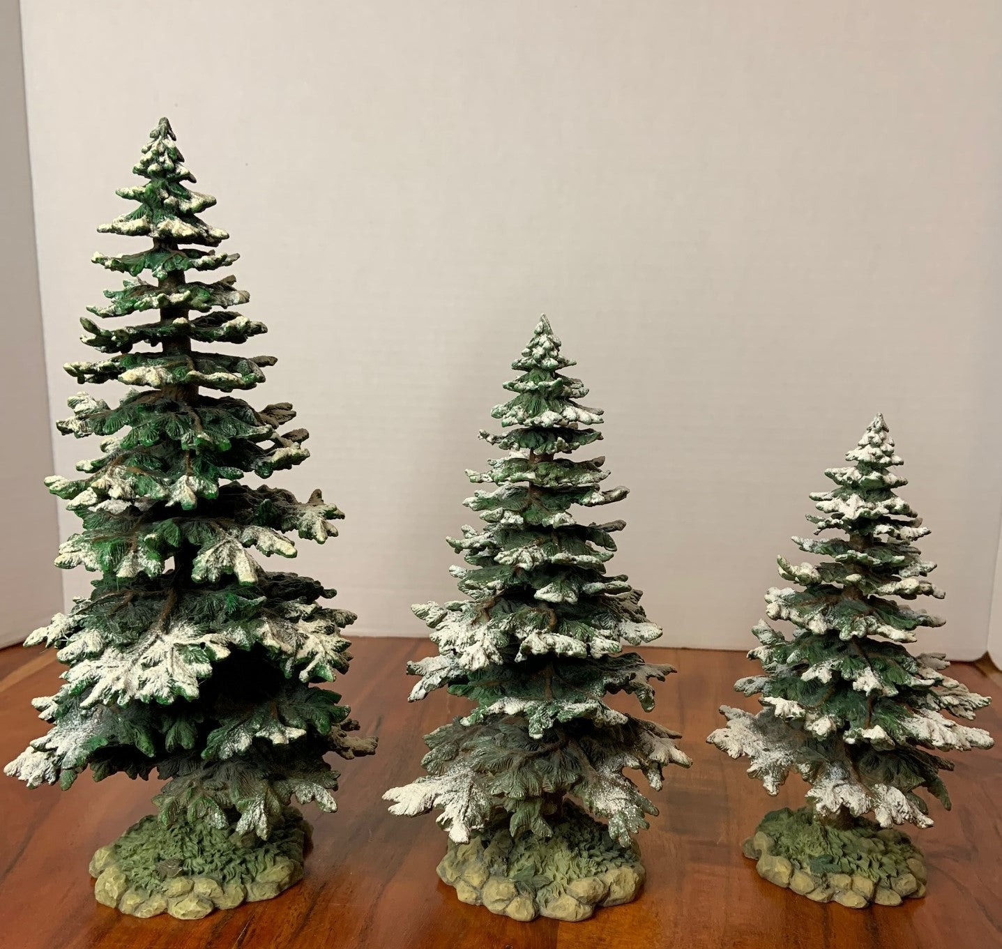 Dept 56 Christmas Village Pine Trees Lot of 2024 6 Dollhouse Miniature Accessories