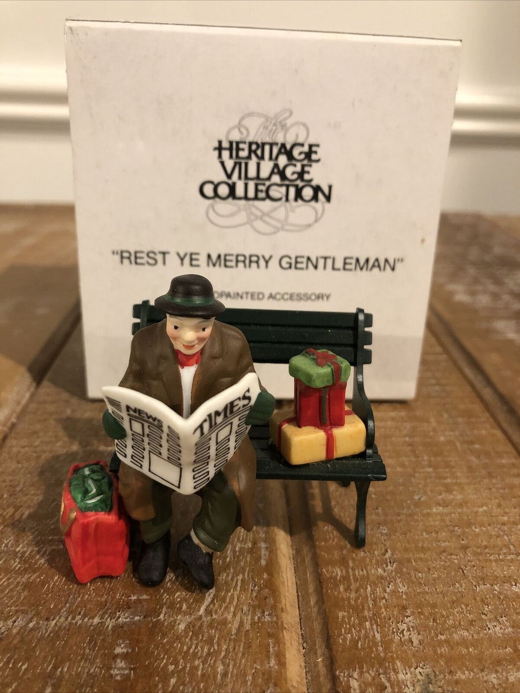 Department 56 Christmas in the City - Rest Ye Merry Gentleman