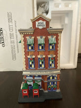 Load image into Gallery viewer, Dept 56- Christmas in the City &quot;Washington Street Post Office&quot;
