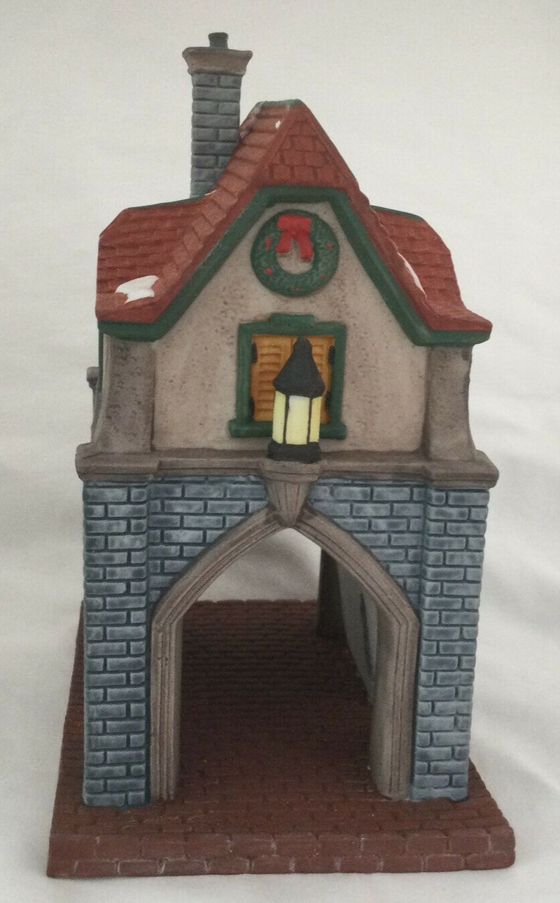 Dept 56- Dickens' Village "Gate House" 