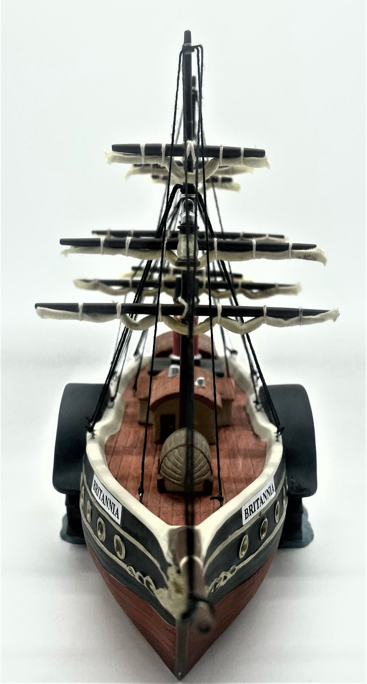 Dept 56- Dickens' Village "HMS Britannia, Queen Port" 