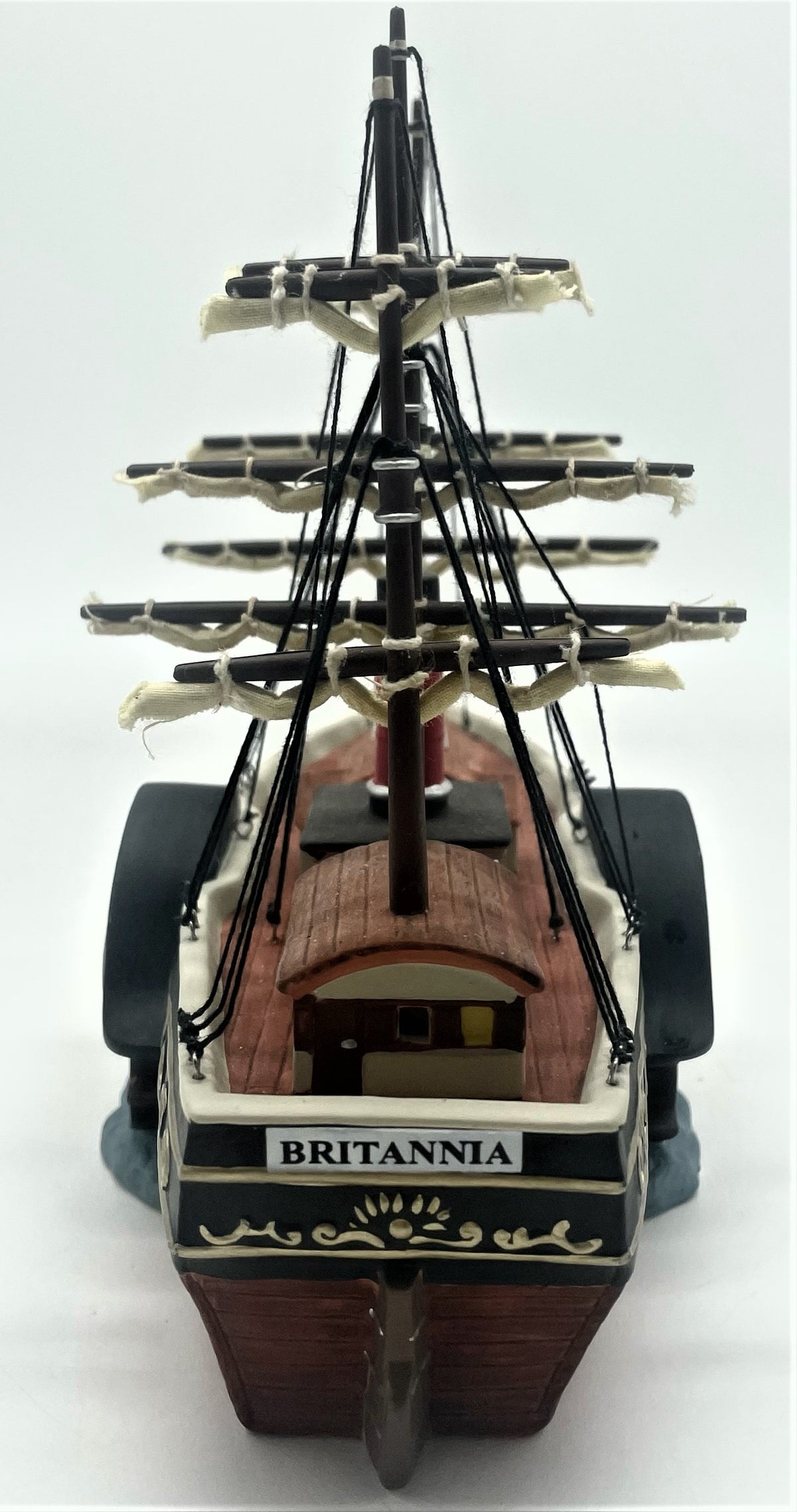 Department 56- Dickens' Village "HMS Britannia, Queen Port" 