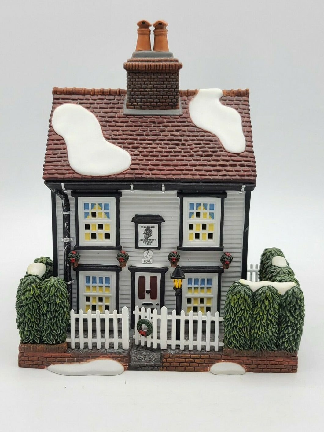 Dept 56- Dickens' Village 