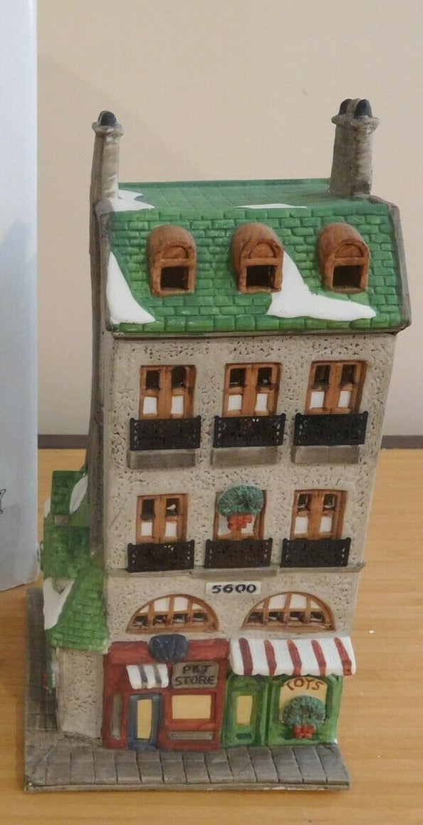 Retired Dept 56 Christmas in the City Toy Shop and Pet Store